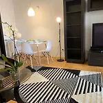 Modern 1Br Flat In Heart Of Warsaw With Parking