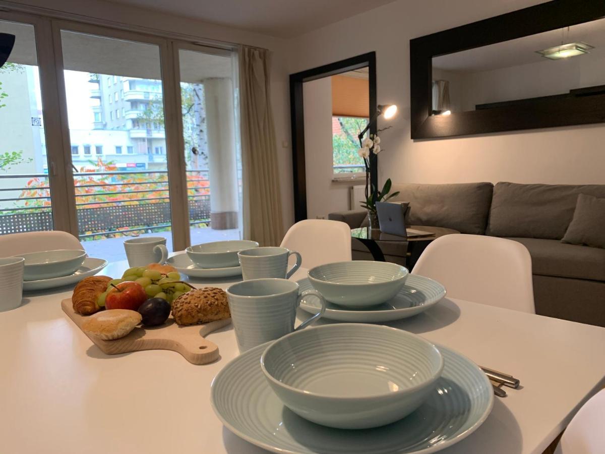 Modern 1br Flat In Heart Of With Parking Appartement Warschau