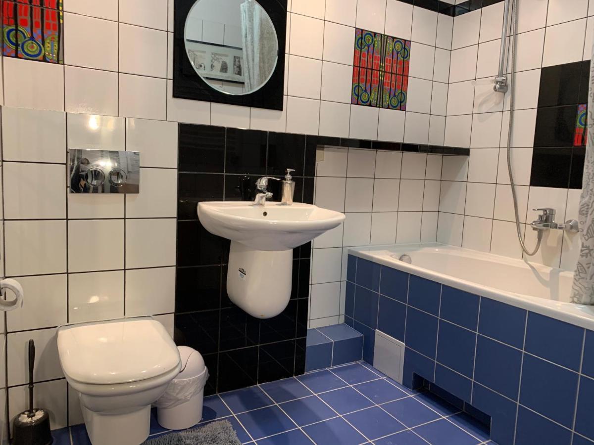 Modern 1br Flat In Heart Of With Parking * Warschau